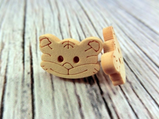 Preview: Katze Knopf Ohrstecker Holz Natur Button Rustikal